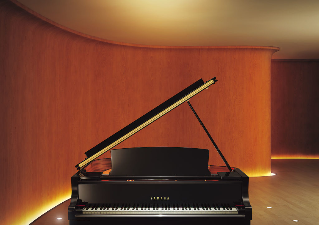 Yamaha CX series pianos